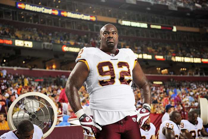 Washington-Redskins-Albert-Haynesworth-opns-3596.jpg